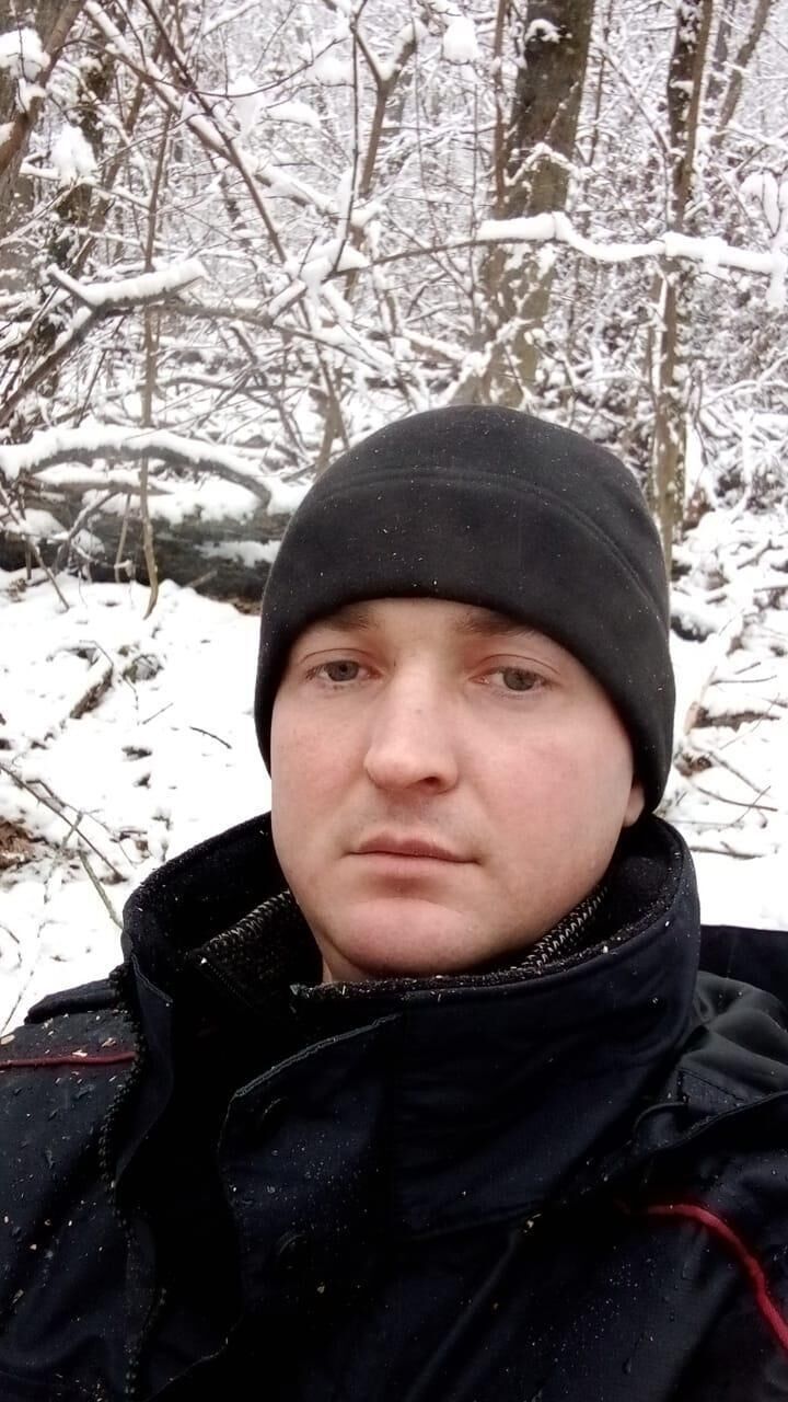  31027047  , 35 ,    