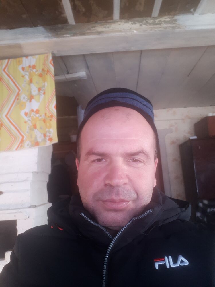  25745287  , 44 ,    