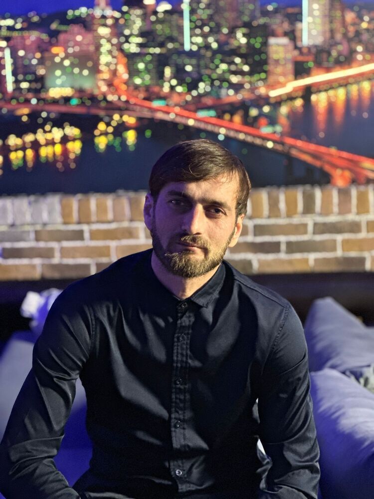  ,   Murad, 31 ,   ,   
