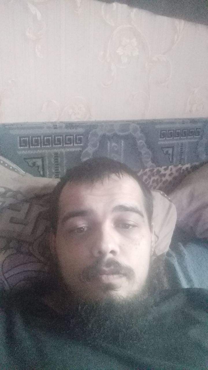  46240687  , 27 ,    