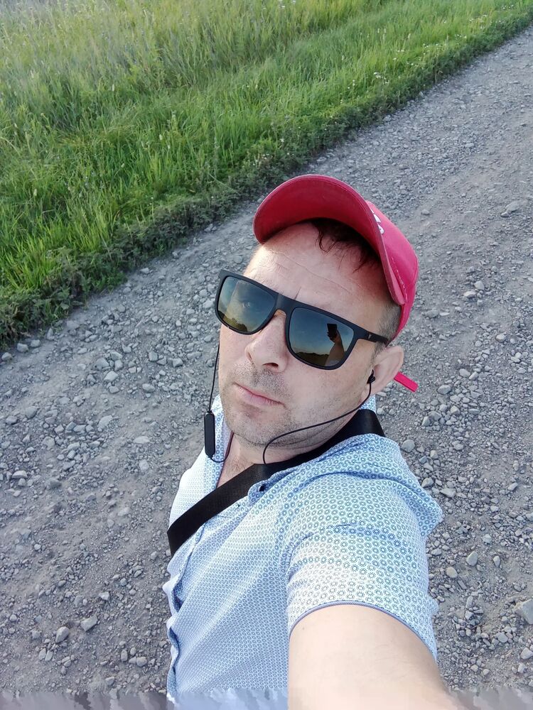  52676087   , 34 ,    