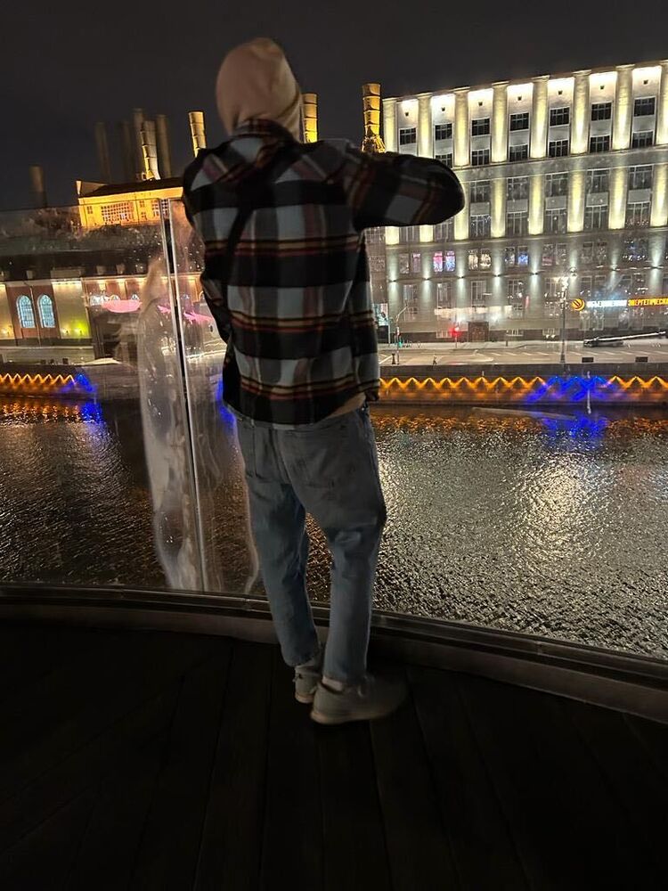  36639127  , 27 ,    