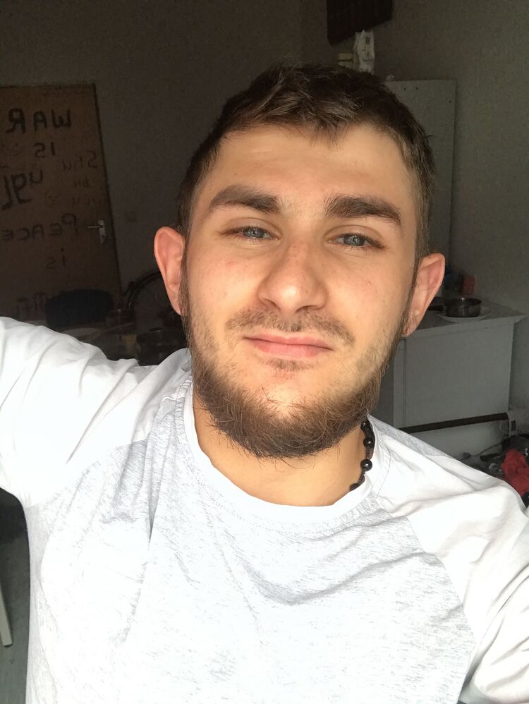  Hackenheim,   Dima, 24 ,   ,   