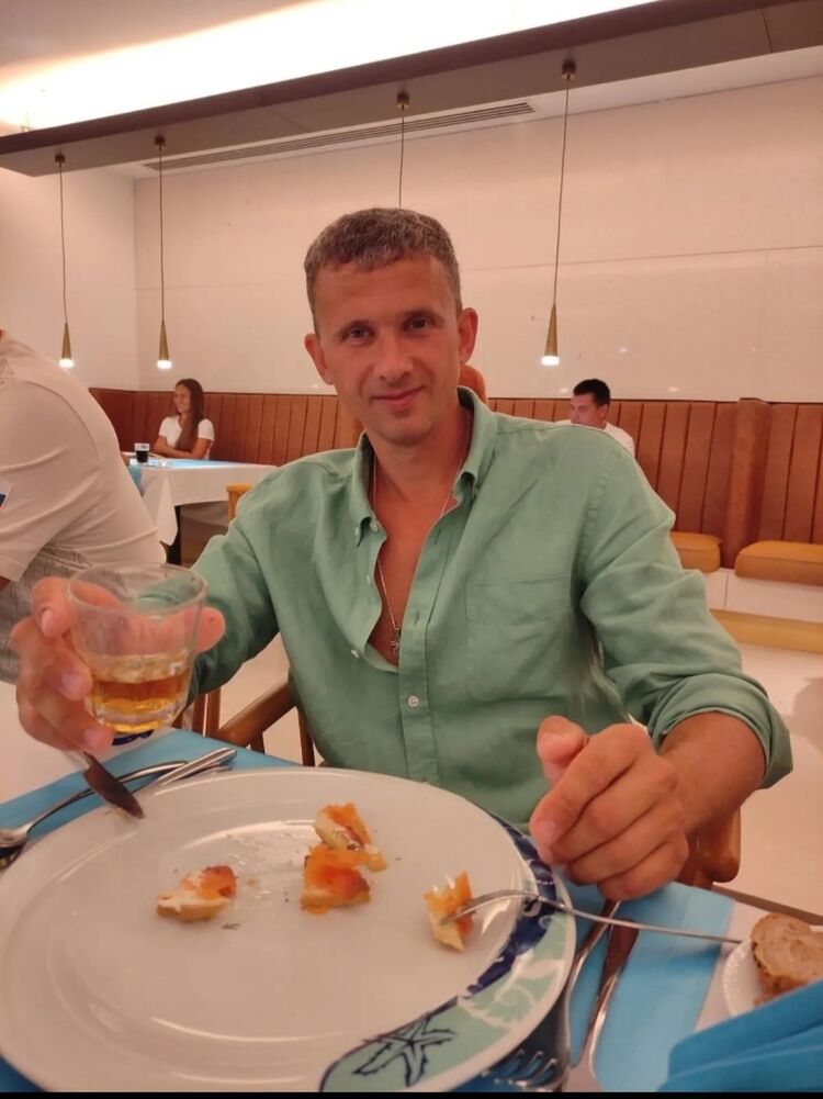  46733377  Evgeny, 46 ,    
