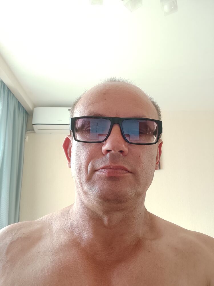  37066027  , 54 ,    