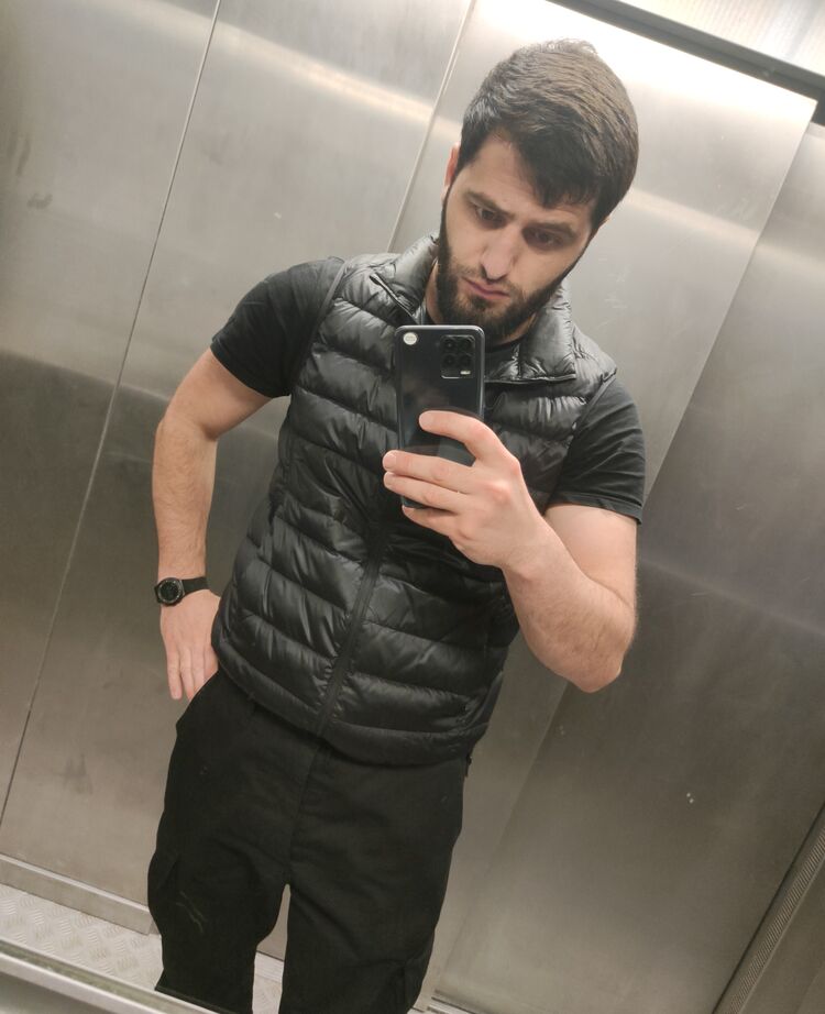  ,   Amdwen, 32 ,   ,   