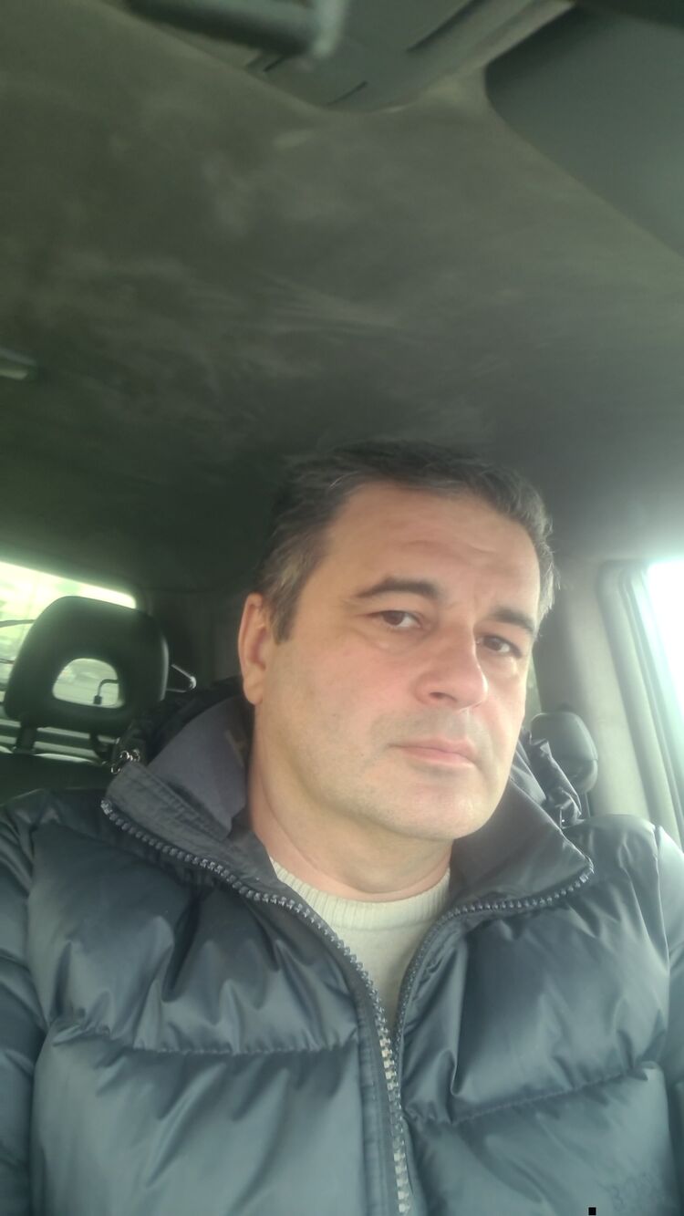  40652987  , 44 ,    