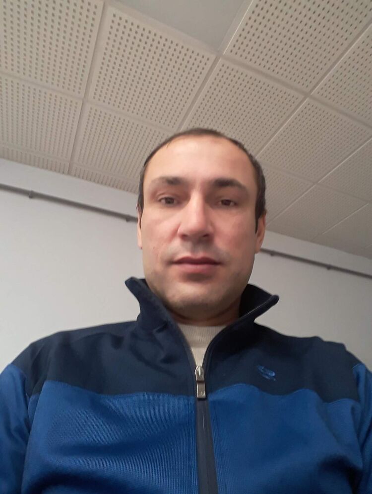  53136767  , 40 ,    