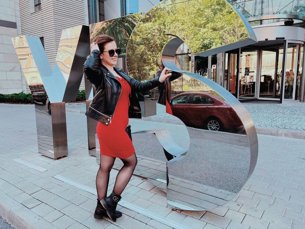  38168947  Maya, 31 ,    -