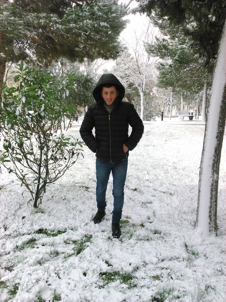  ,   Zaur, 31 ,   