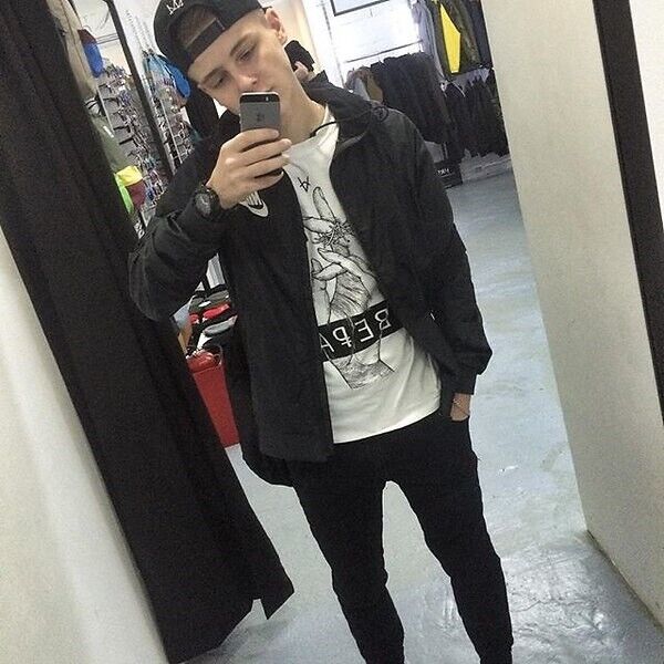 ���� 24458237 ����� �����, 22 ����, ���� ���������� � ������