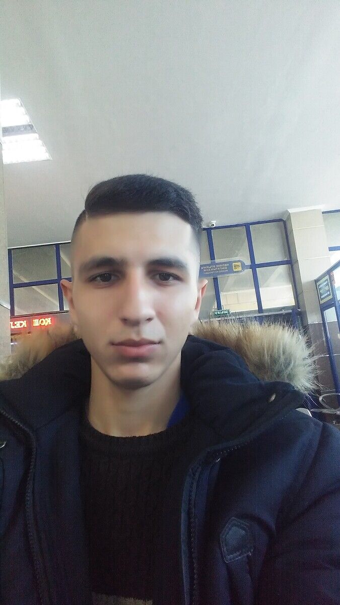  21703487  , 23 ,    