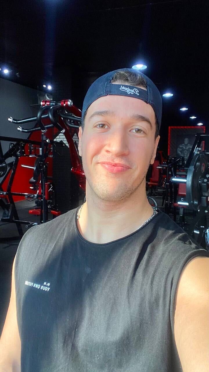  40931617  Henry, 36 ,    Cold Spring