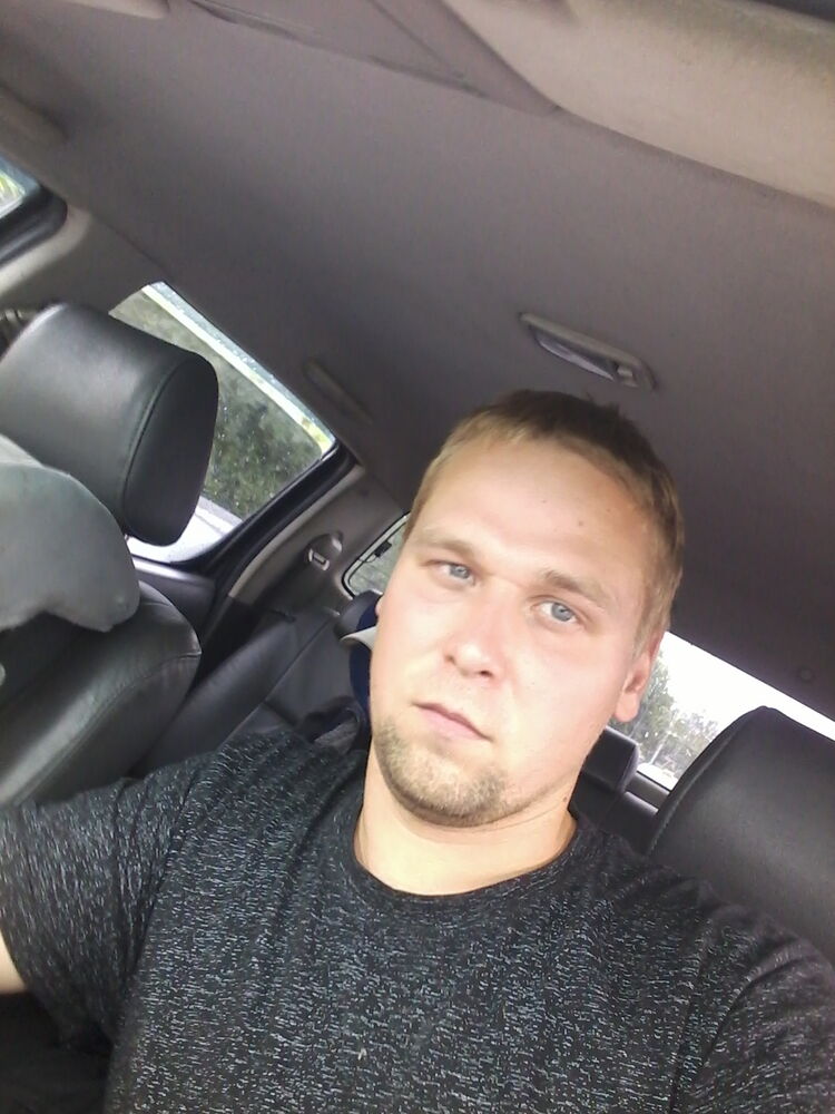  50269747  Alexander, 32 ,    
