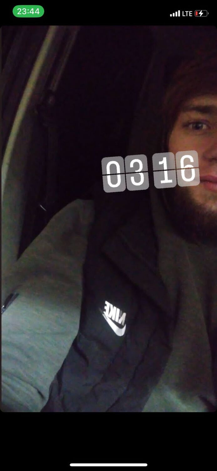  34235197  , 22 ,    