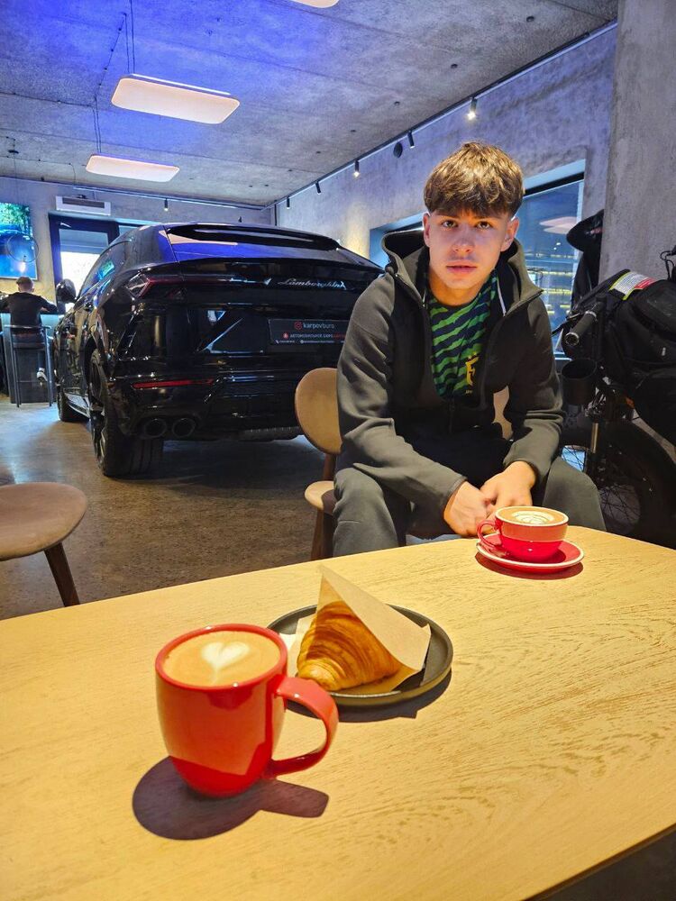 ���� 51611407 ����� ������, 19 ���, ���� ���������� � �����-����������