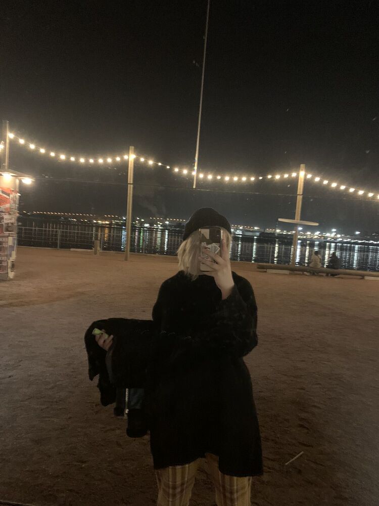  31814687  , 21 ,    -