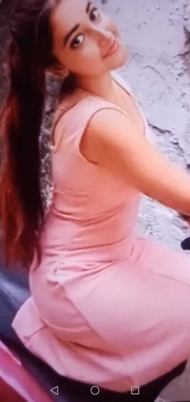  46152317  Camila, 29 ,    