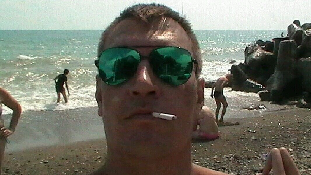  10076117  , 44 ,    