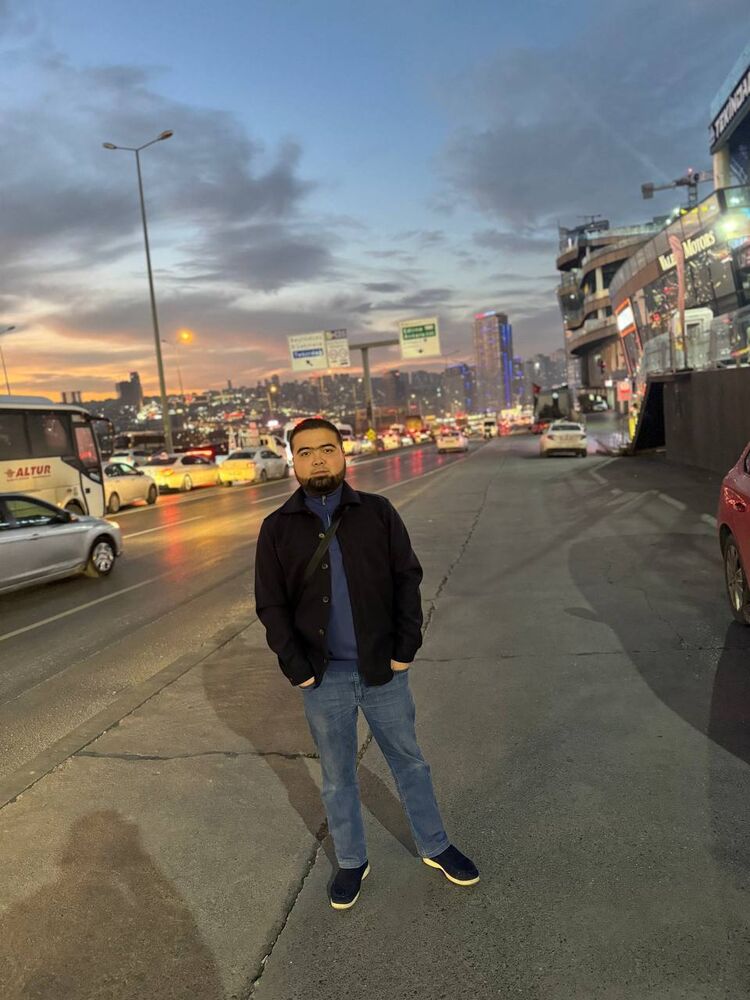  48835307  Abdulaziz, 25 ,    