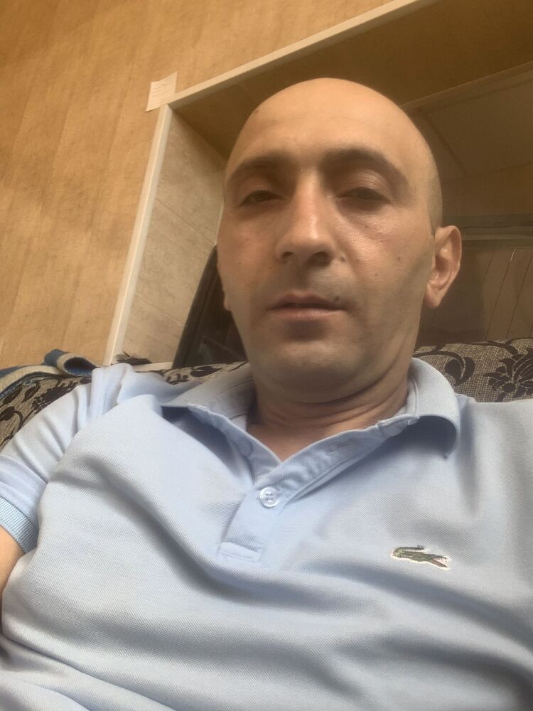  48961437  , 42 ,    