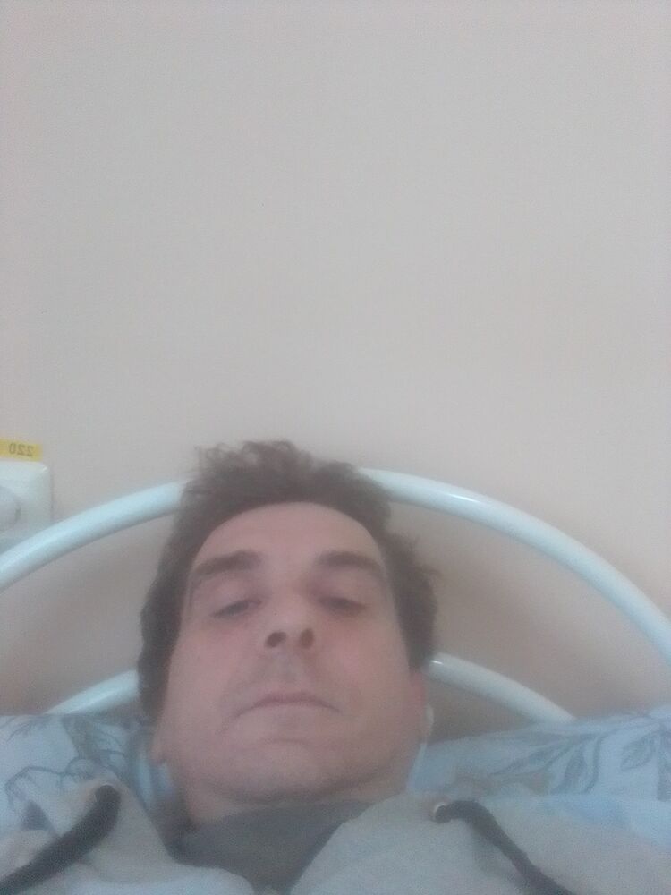  48489297  Viktor, 39 ,    
