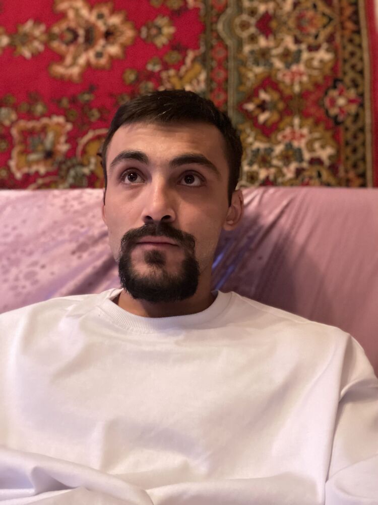  43236847  Hasan, 29 ,    