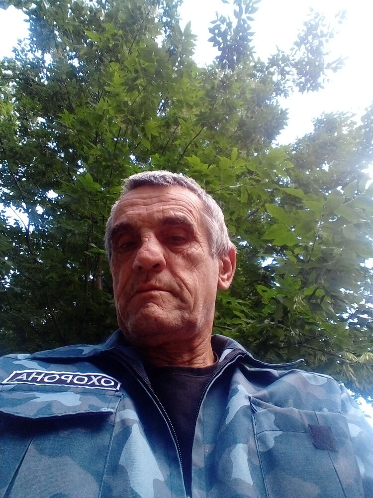  37537127  , 61 ,    