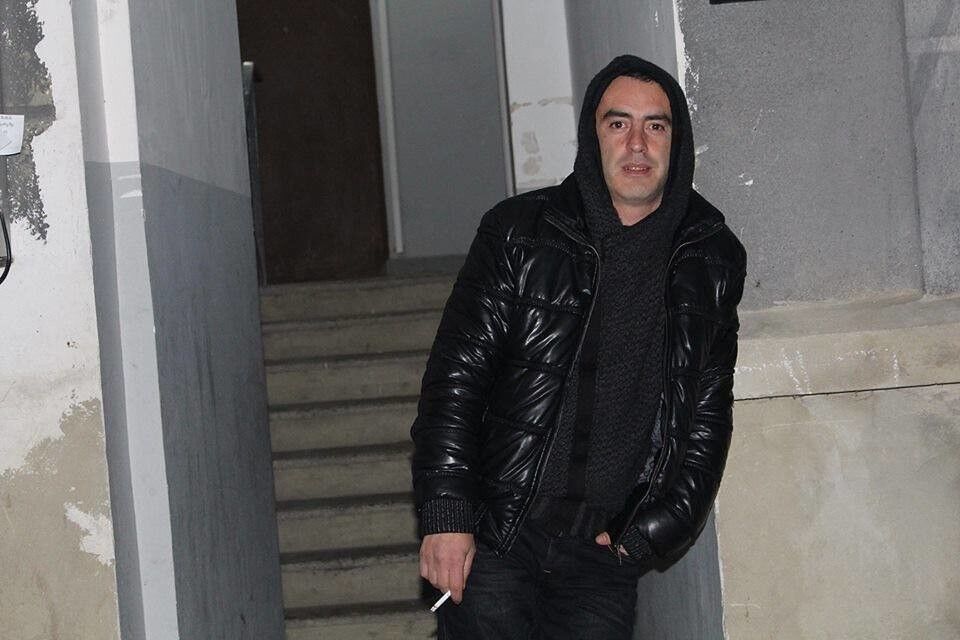  5892127  Ruslan, 51 ,    