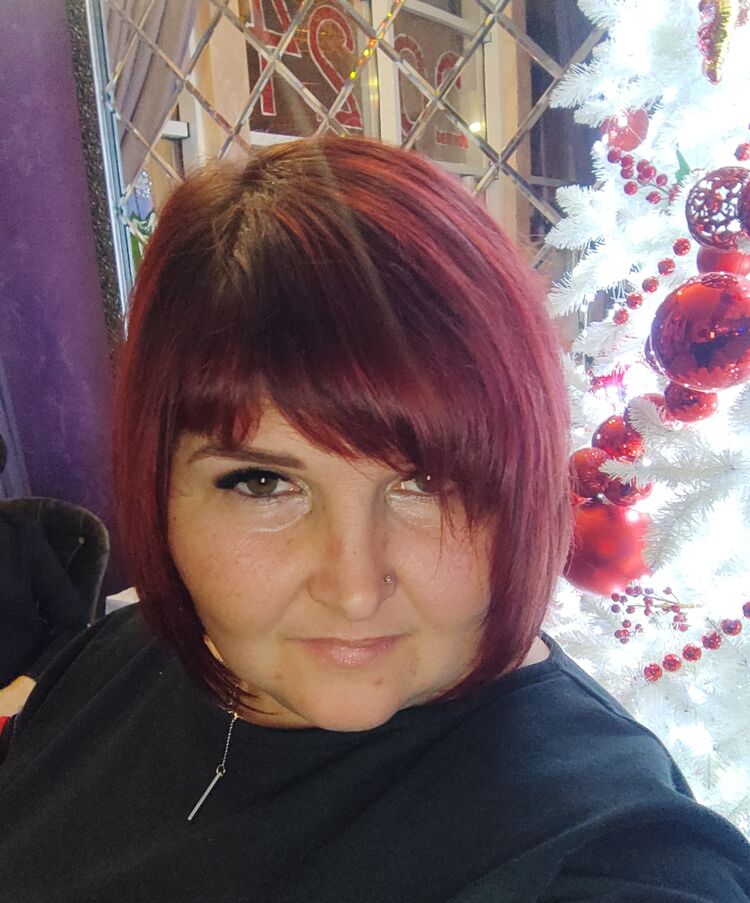  41063837  Irisska, 39 ,    