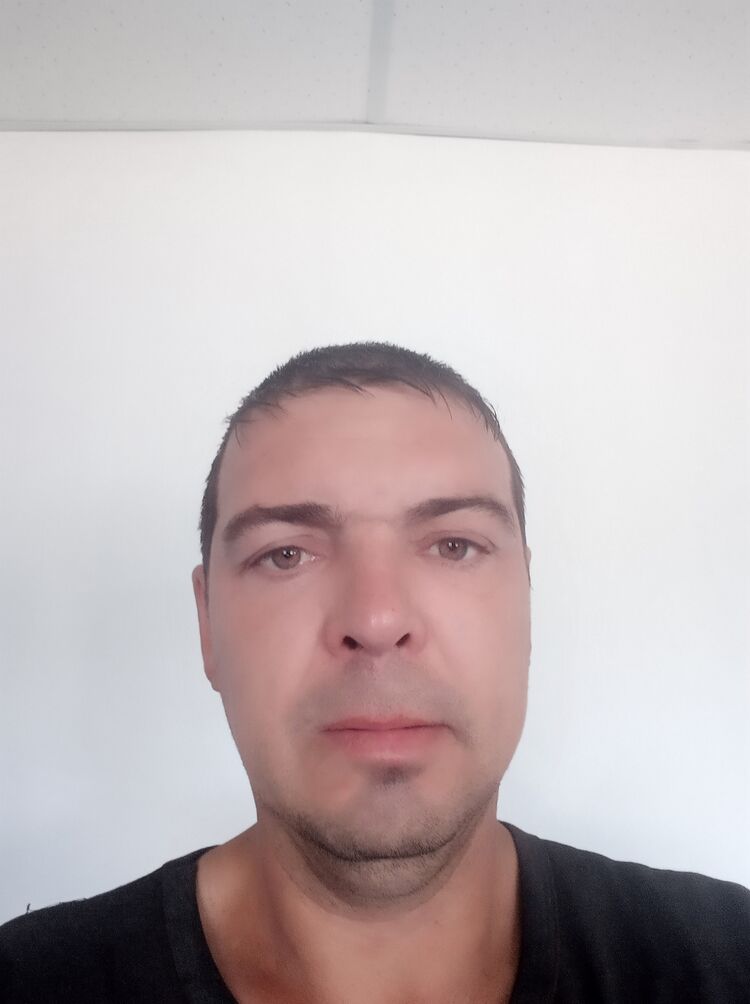  46979167  , 42 ,    