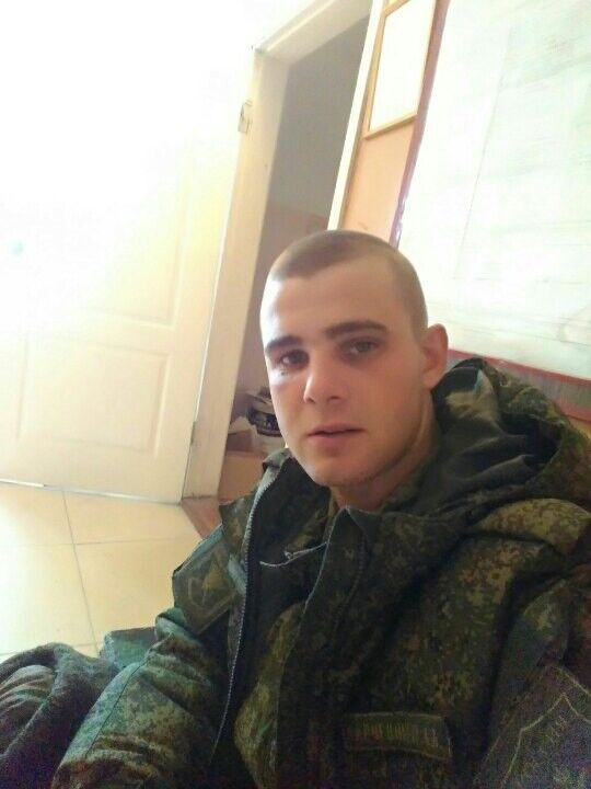  13822887  Aleks, 27 ,    