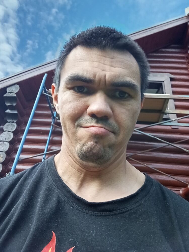  53910477  Farid, 40 ,    