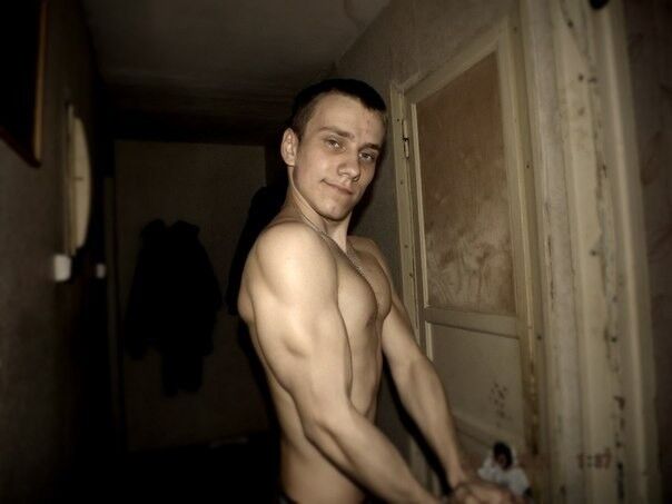  9483307  Eric, 47 ,    
