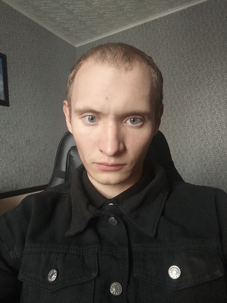  53348007  Sergey, 21 ,    