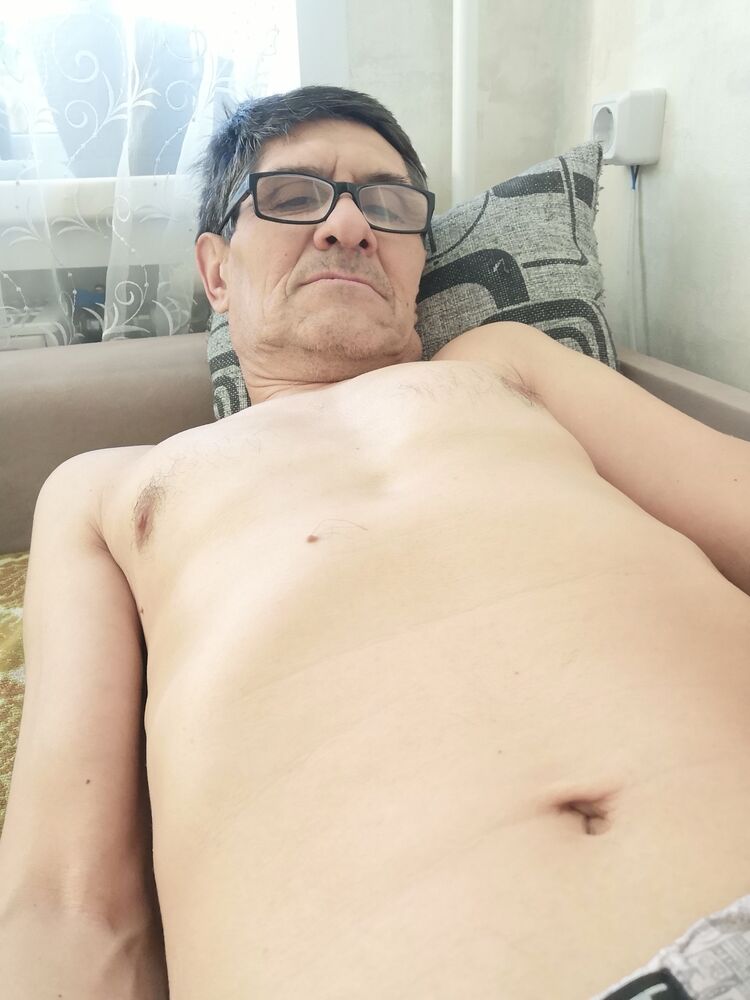  32427927  , 58 ,    