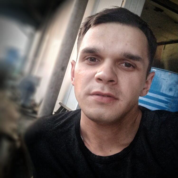  ,   Eduard, 26 ,   