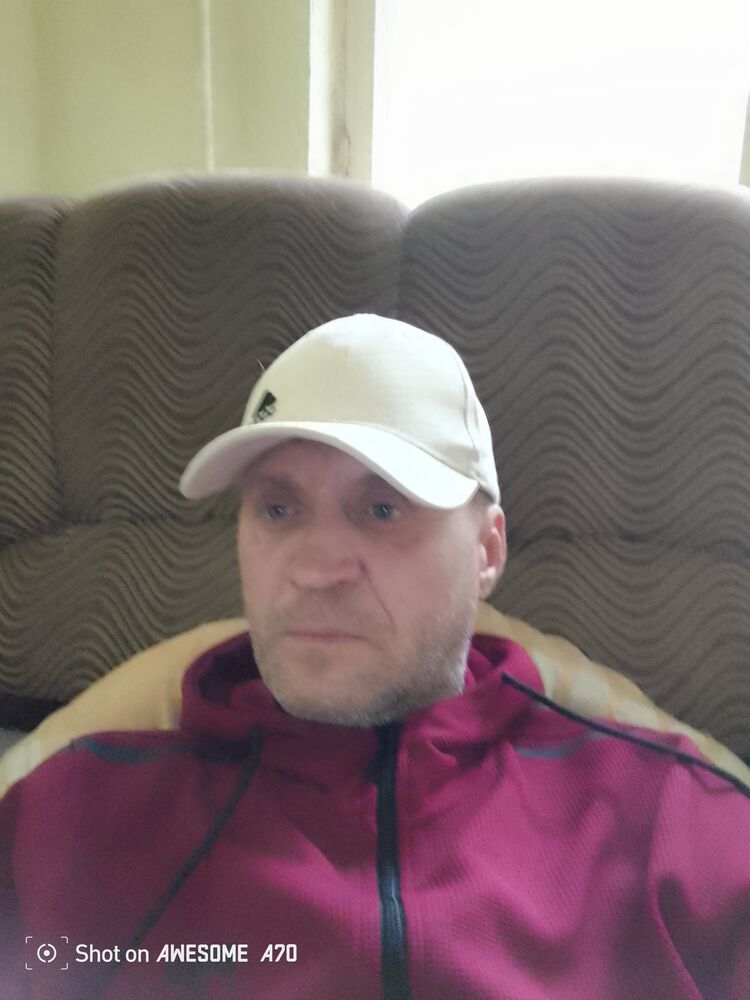  ,   Artem, 46 ,   ,   , c 