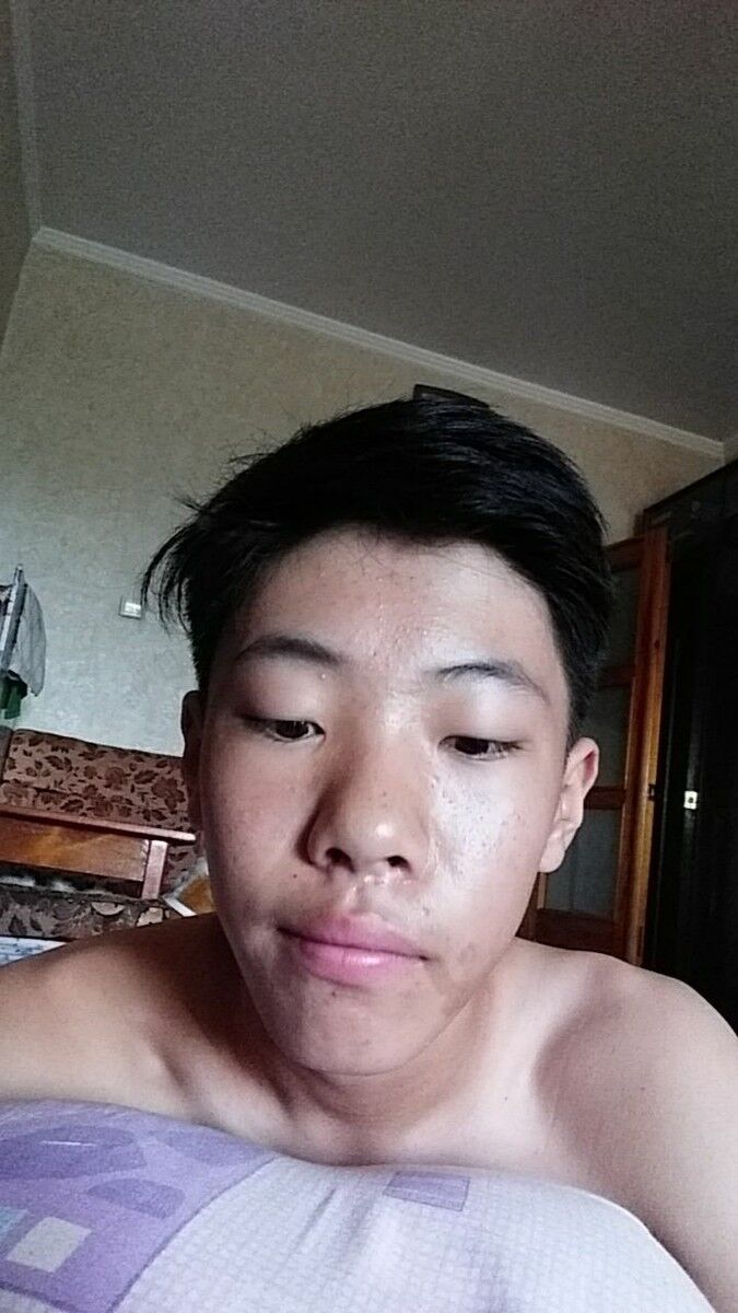  16989797  Vlad, 24 ,    