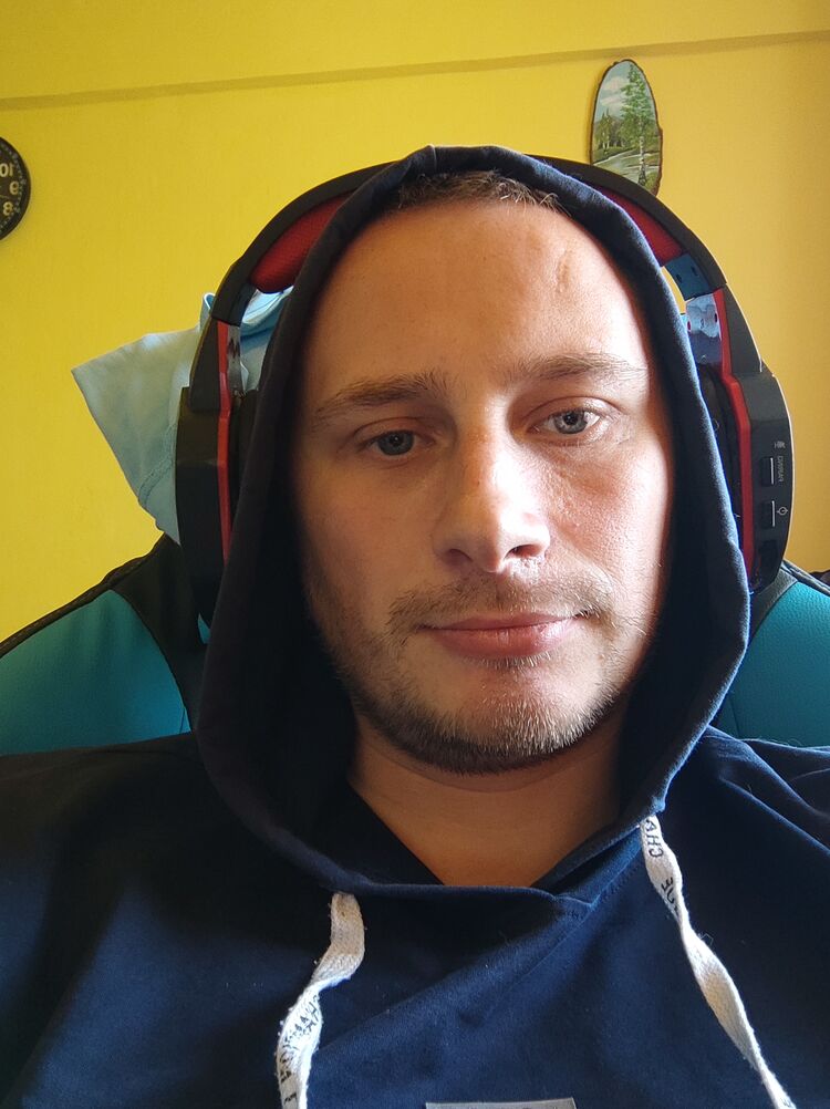  31602967  Anatoly, 36 ,    