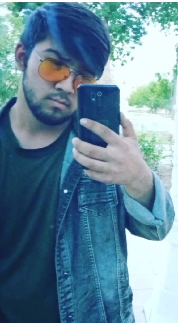  33205677  Bekzod, 23 ,    