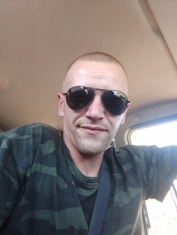  38517997  , 28 ,    