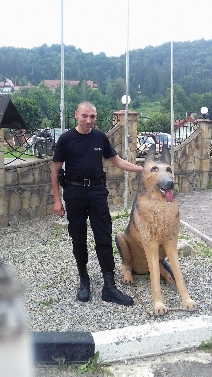  15149207  Miha, 43 ,    -
