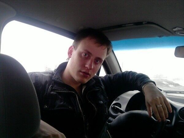  ,   Mark, 37 ,   