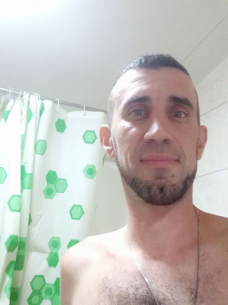  44026557  , 37 ,    