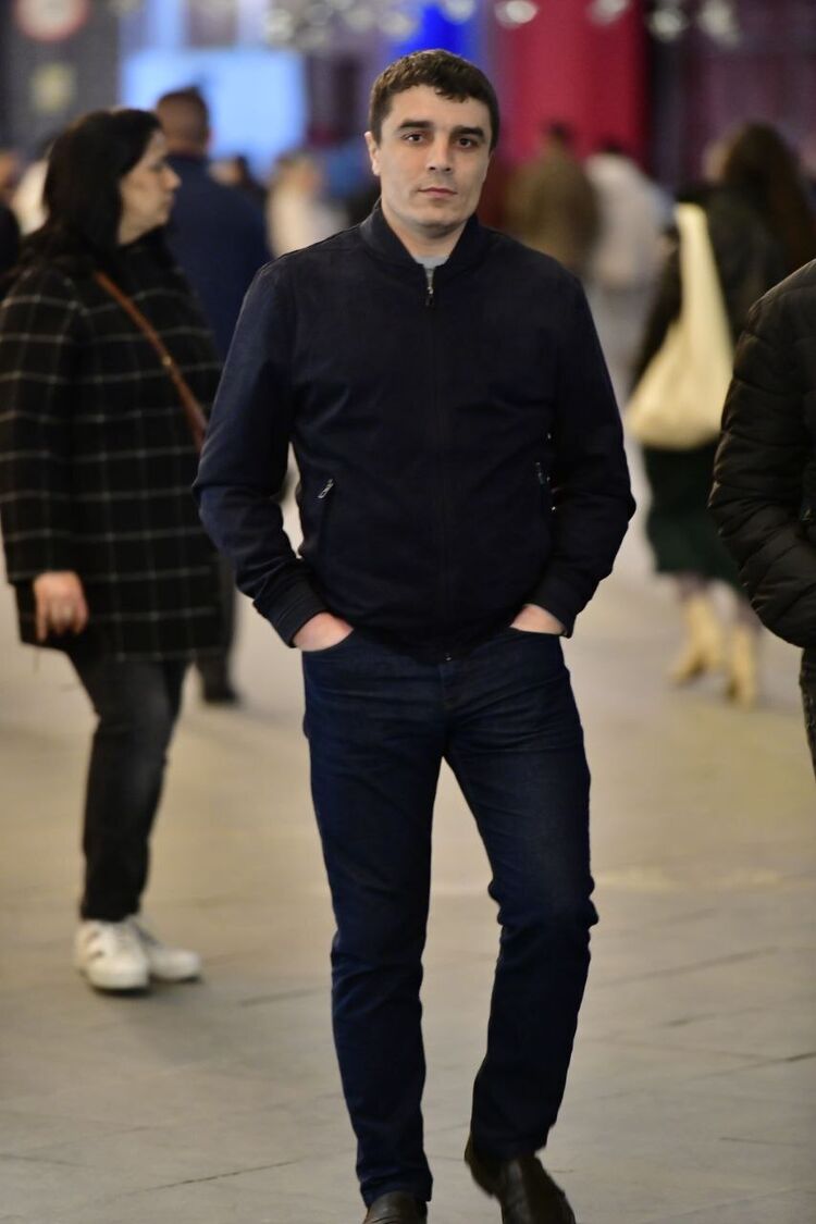 ���� 46848417 ������� ������, 37 ���, ���� ���������� � ������