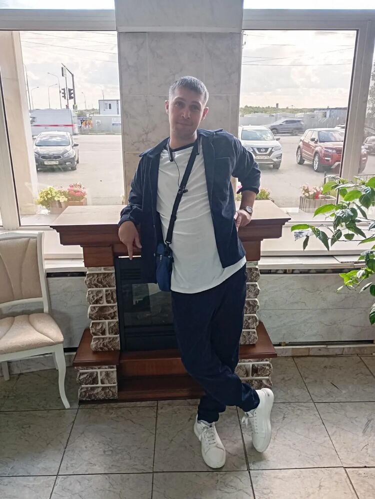  ,   Daniil, 37 ,   ,   