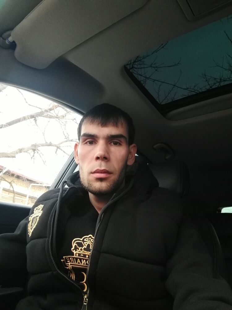 49022857  , 29 ,    