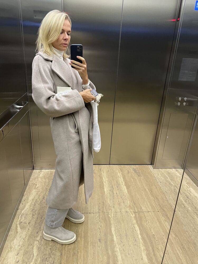  ,   Lena Moscow, 44 ,   ,   , c 