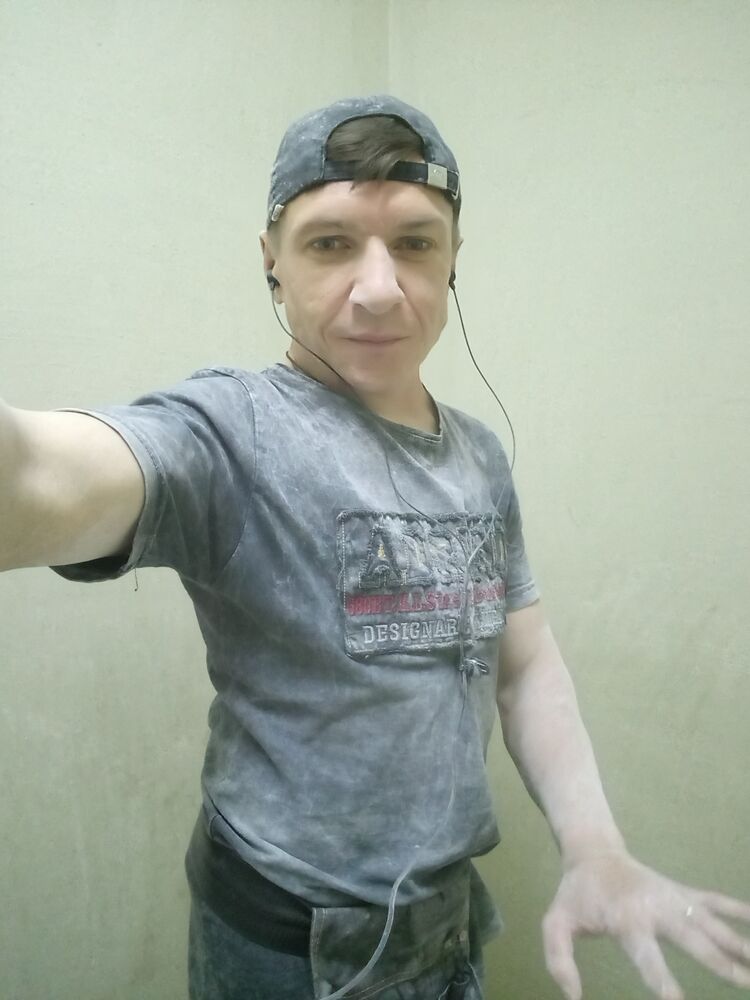  27818927  , 45 ,    
